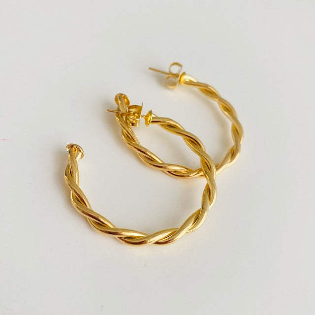 Arracadas Torcidas - Baño de Oro 18K