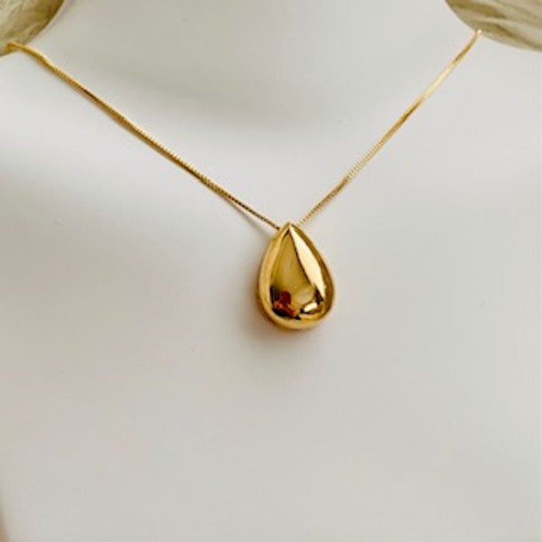 Cadena con Dije Gota Dorada-Baño de Oro 18K