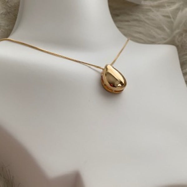 Cadena con Dije Gota Dorada-Baño de Oro 18K