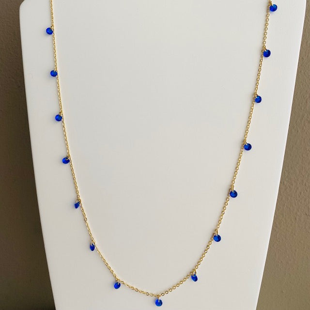 Collar Largo con Cristalitos Azules- baño de oro 18K