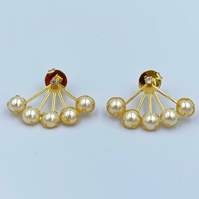 Aretes Charlote con perlas- Baño de oro 18K
